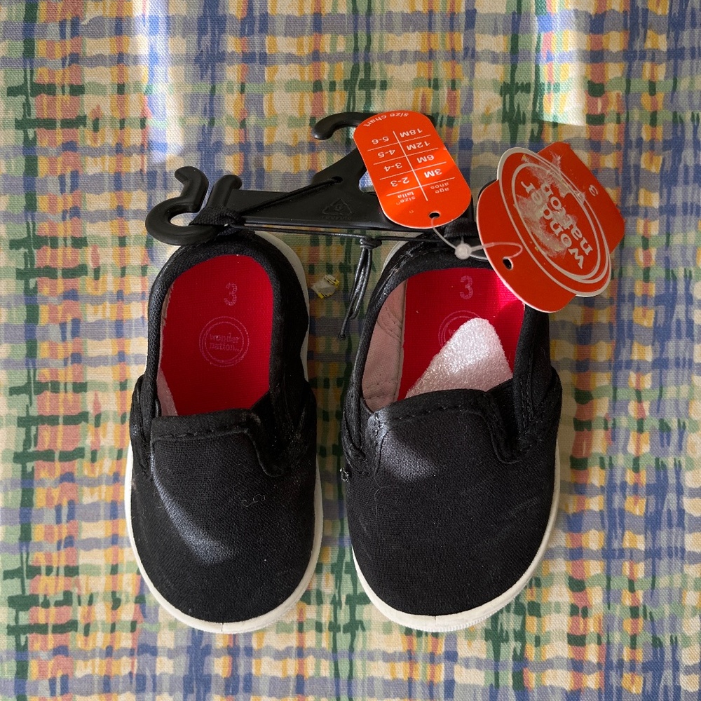 NEW Black Wonder Nation Slip-on Sneakers, size 3 baby boys